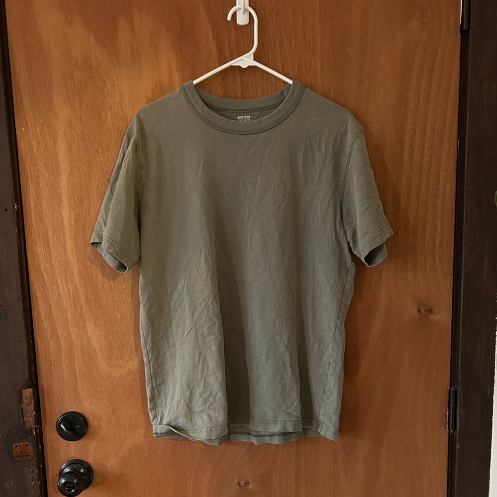 Uniqlo Tee